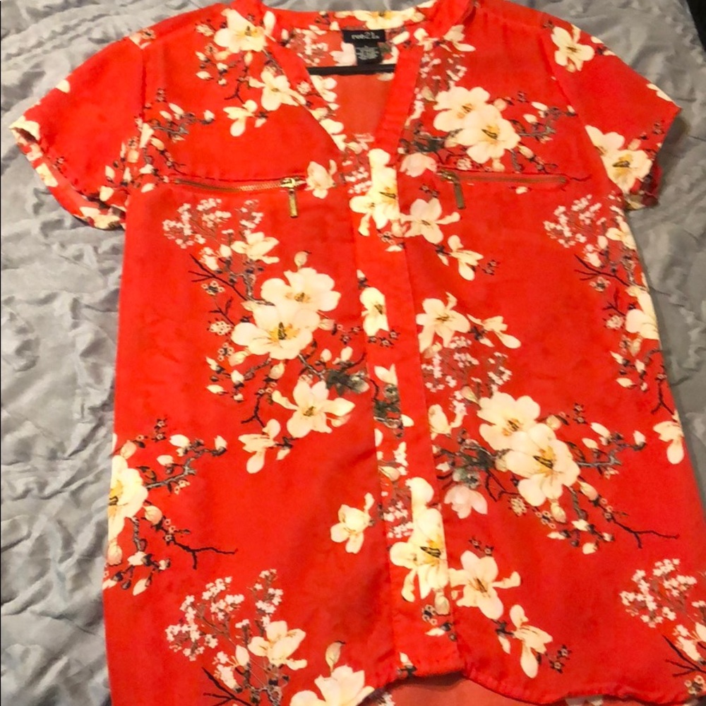 Small orange floral top